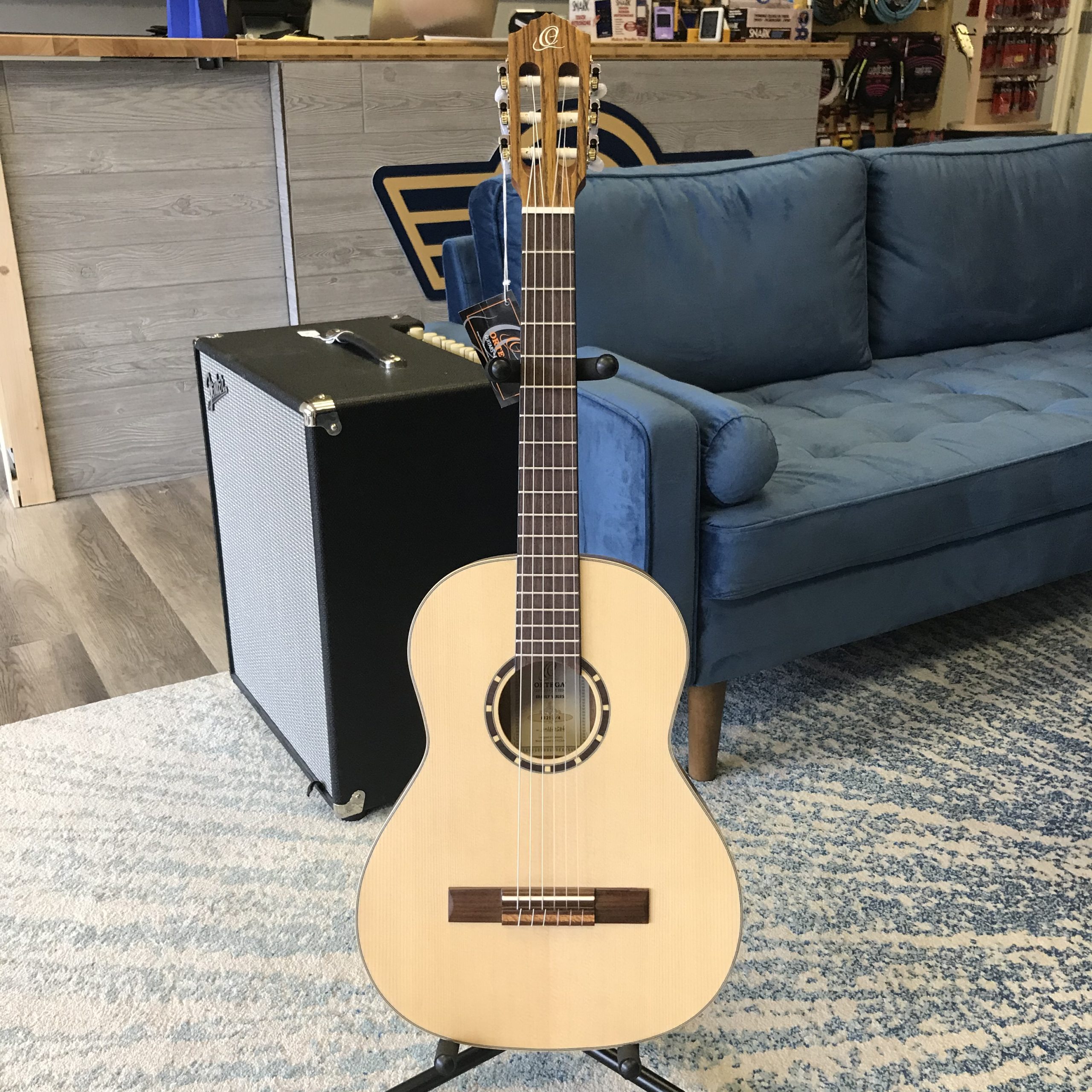 Picture of an Ortega R121-3/4 guitar