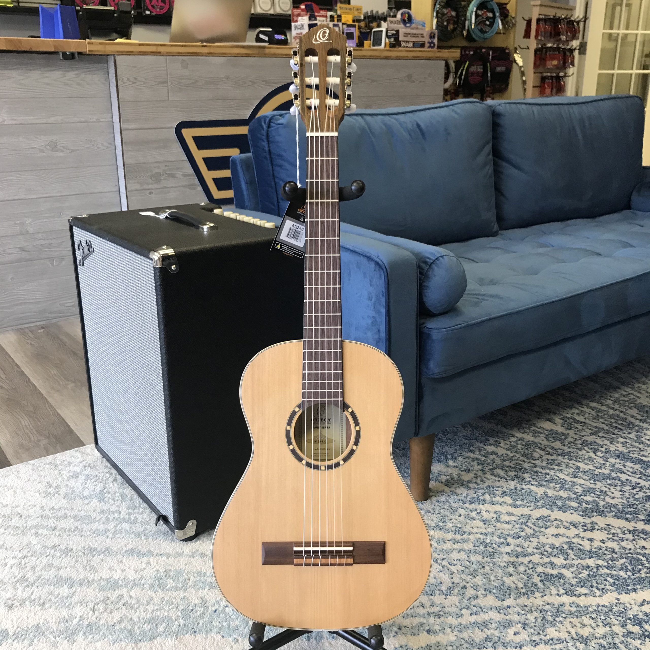 Picture of an Ortega R122-1/2 guitar